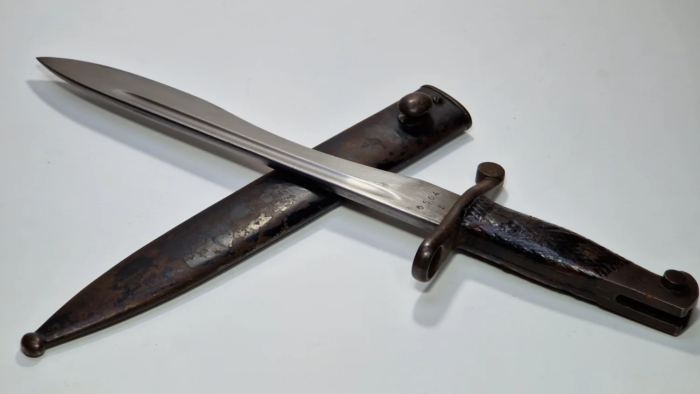 WW2 Spanish Bolo Bayonet - Image 10