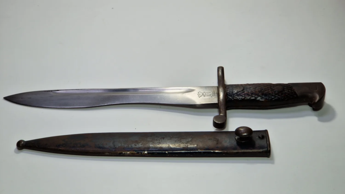 WW2 Spanish Bolo Bayonet - Image 5