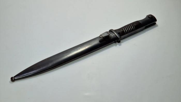 WW2 German K98 Bayonet (mint blade) - Image 2