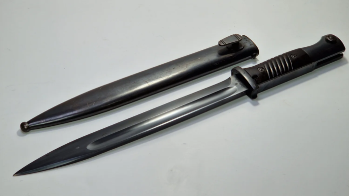 WW2 German K98 Bayonet (mint blade) - Image 3