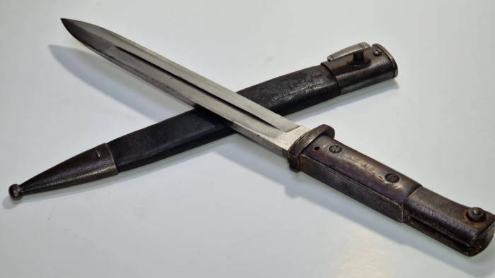 WW1 German 84/98 Bayonet (hybrid) - Image 8