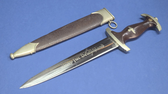 WW2 German M33 SA Dagger (near mint blade)