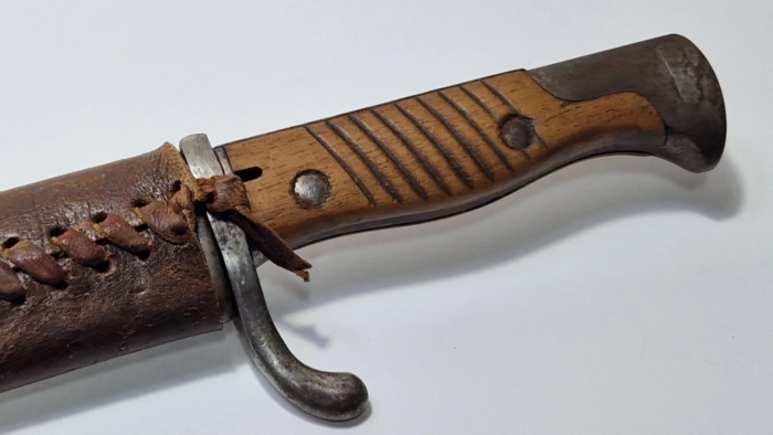 WW1 German 98/05 Butcher Bayonet (Sawback) - Image 4