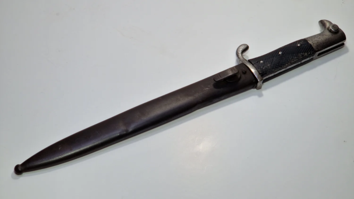 WW1 KS98 Bayonet (Sawback)