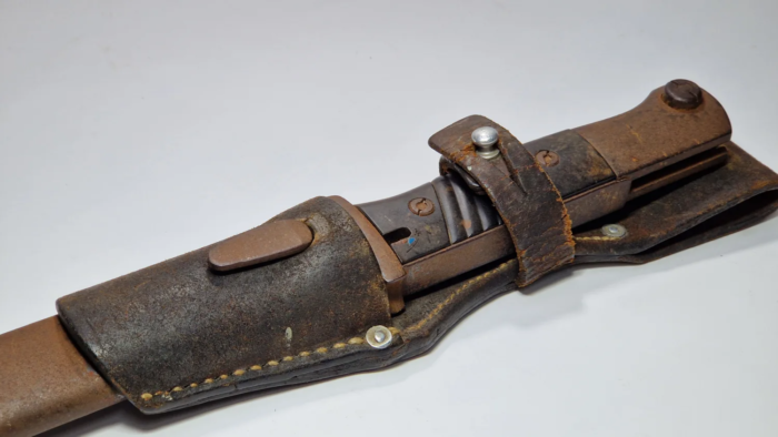 WW2 German K98 Bayonet (Uncleaned) - Image 4