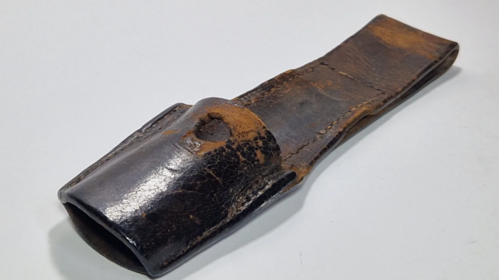 1937 Czechoslovakian Bayonet Frog - Image 2