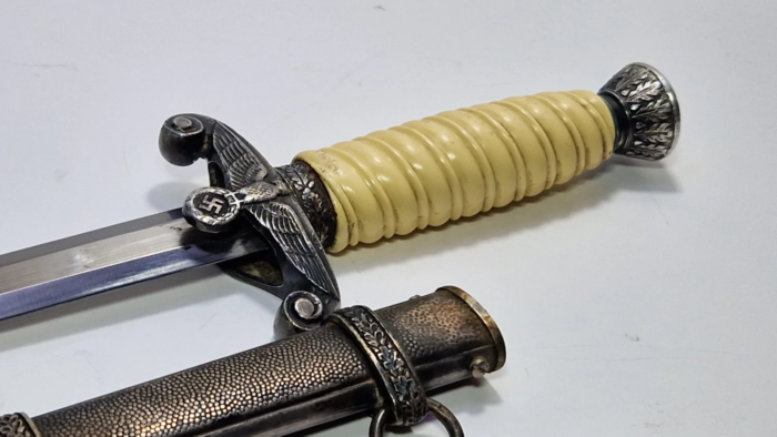 WW2 German Army Officers Dress Dagger (Mint Blade) - Image 5