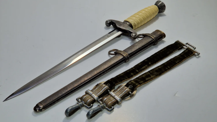 WW2 German Army Officers Dress Dagger (Mint Blade) - Image 7