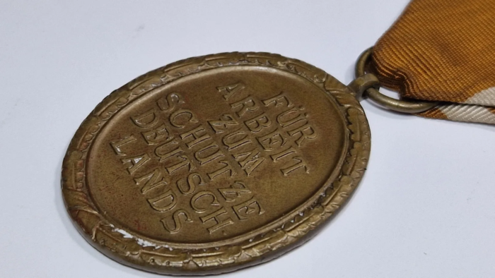 WW2 German West Wall Medal (early version) - Image 6