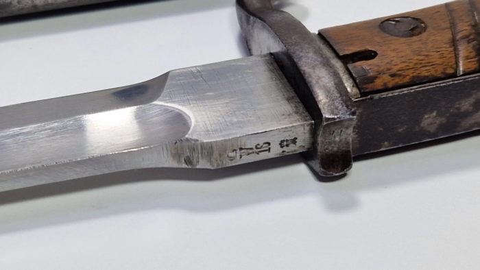 WW1 German 98/05 Bayonet (sawback removed) - Image 4