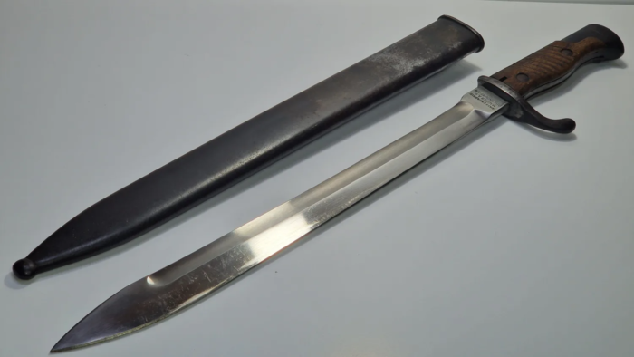 WW1 German 98/05 Bayonet (sawback removed) - Image 8