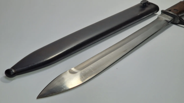 WW1 German 98/05 Bayonet (sawback removed) - Image 11
