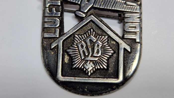 WW2 German RLB Luftschutz Tut Not (tinnie) - Image 6