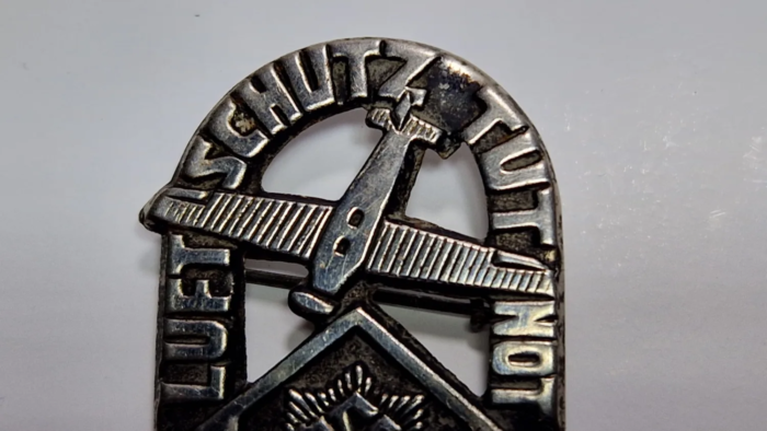 WW2 German RLB Luftschutz Tut Not (tinnie) - Image 7