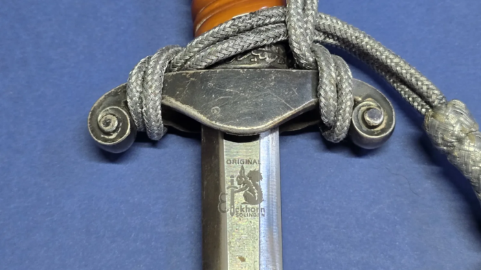 WW2 German Army Officers Dagger (Eickhorn) - Image 5