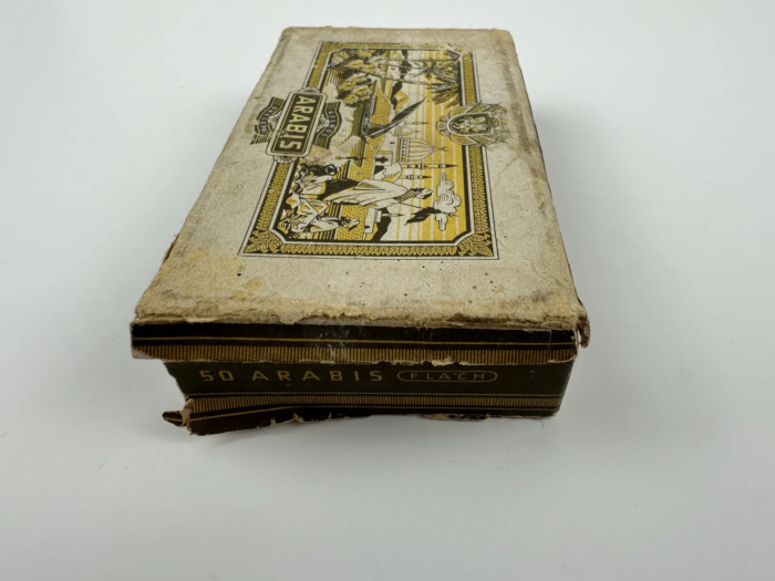 WW2 Box of Arabis Cigarettes - Image 9