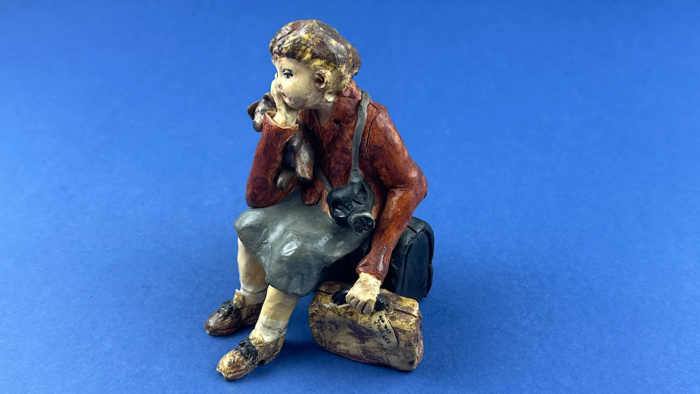 WW2 Evacuee Girl Figurine