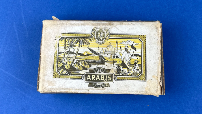 WW2 Box of Arabis Cigarettes - Image 3