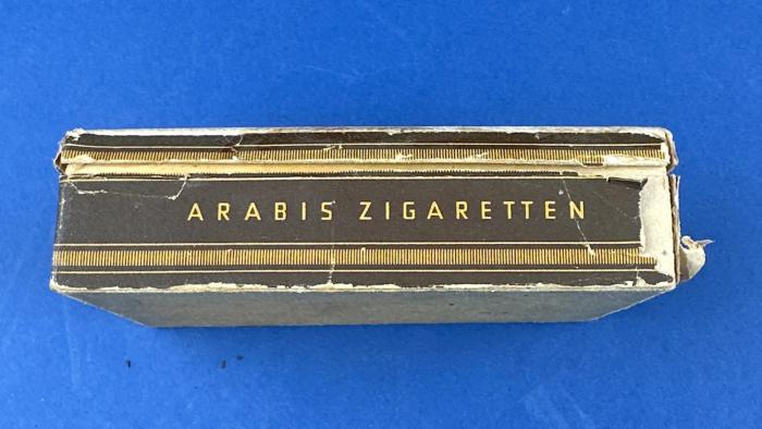 WW2 Box of Arabis Cigarettes - Image 8