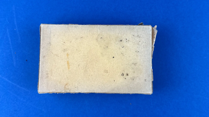 WW2 Box of Arabis Cigarettes - Image 9