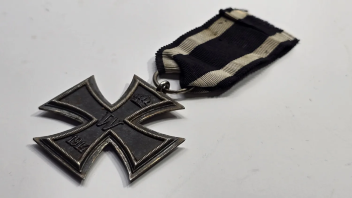 WW1 Imperial German Army 2nd Class Iron Cross - Image 2