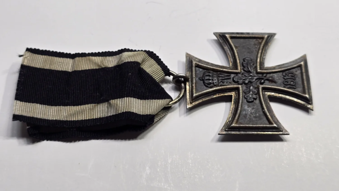 WW1 Imperial German Army 2nd Class Iron Cross - Image 4