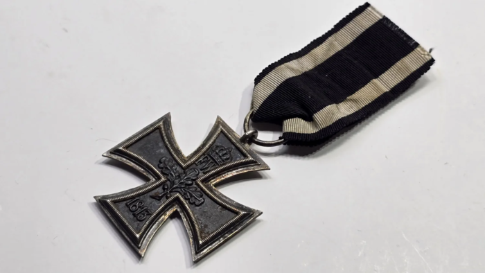 WW1 Imperial German Army 2nd Class Iron Cross - Image 9