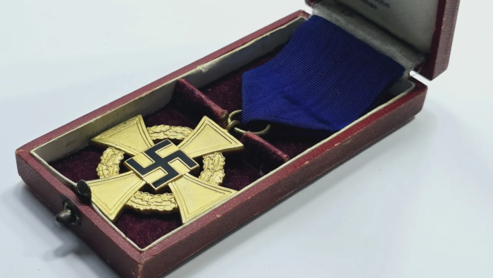 WW2 German Faithful Service Medal (40 years) - Image 8