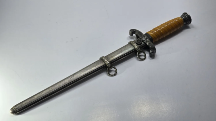 WW2 German Army Officer's Dagger - Image 2