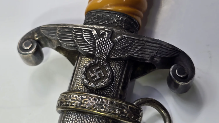 WW2 German Army Officer's Dagger - Image 4