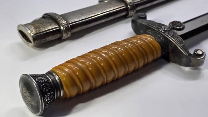 WW2 German Army Officer's Dagger - Image 7