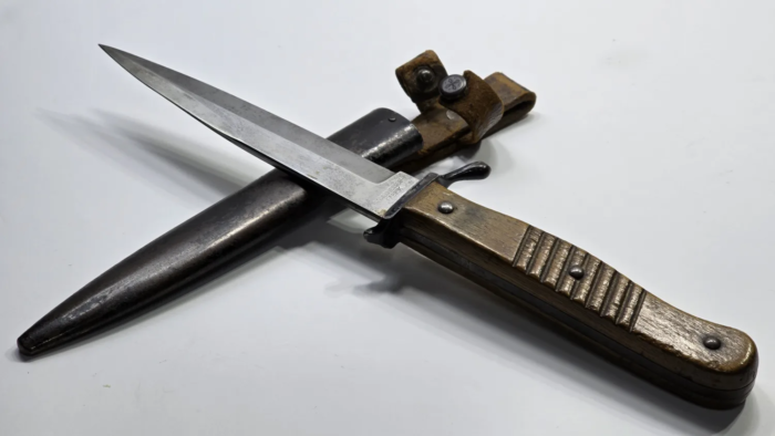 WW1 German Trench Fighting Knife (kampfmesser) - Image 4