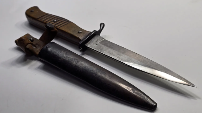 WW1 German Trench Fighting Knife (kampfmesser) - Image 7