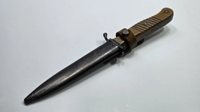 WW1 German Trench Fighting Knife (kampfmesser) - Image 9