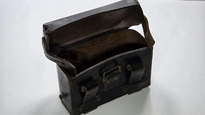 WW2 German Leather Medical Pouch (D.R.K.) - Image 9