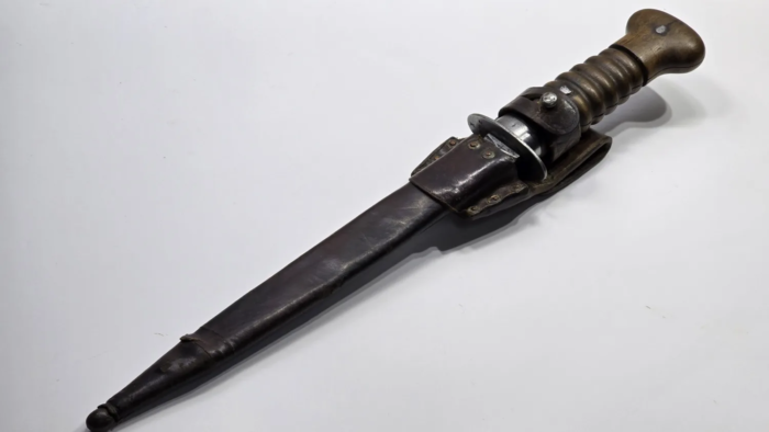 WW1 Dutch Fighting Knife (stormdolk) - Image 2