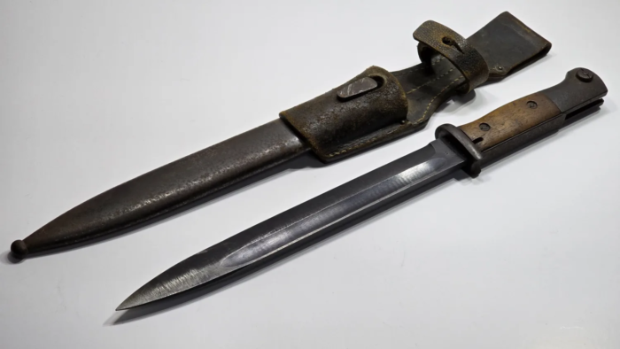 WW2 German K98 Bayonet (mint blade) - Image 3