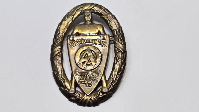 WW2 German S.A. Tinnie