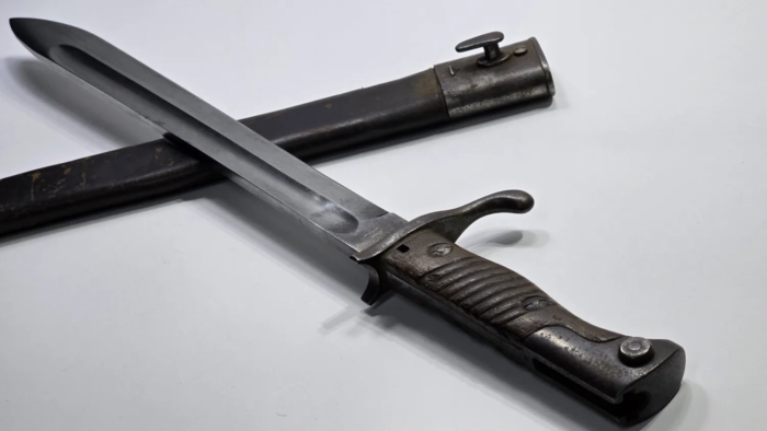 WW1 Early 98/05 German Bayonet (unit marked)