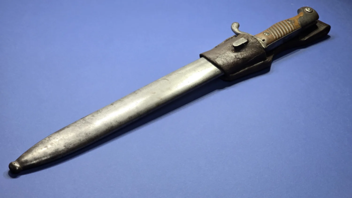 WW1 German 98/05 Bayonet (rare maker) - Image 9