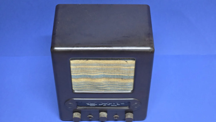 WW2 Third Reich VE301 Radio (volksempfanger) - Image 4