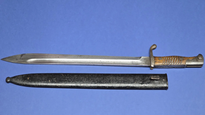 WW1 German 98/05 Bayonet (butcher) - Image 12