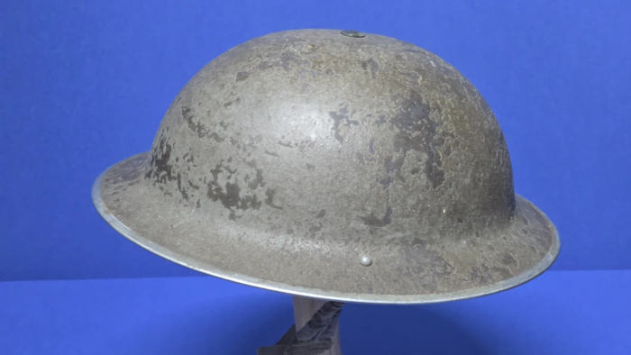 WW2 British Helmet - Image 11