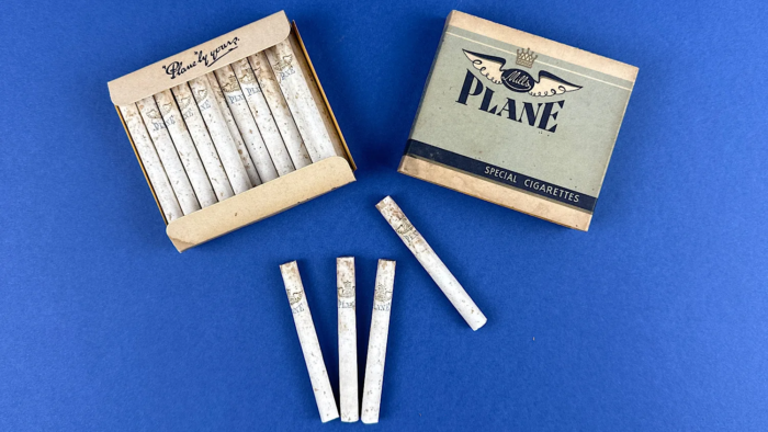 Mills Plane Special Cigarettes