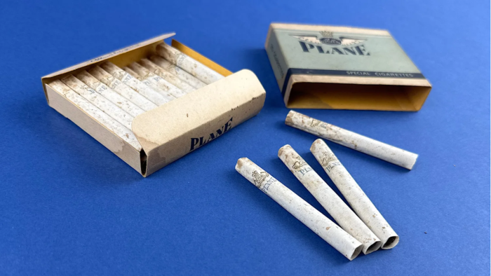 Mills Plane Special Cigarettes - Image 7