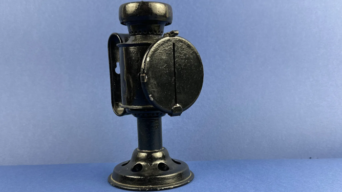 WW2 Blackout Oil Lamp - Image 11