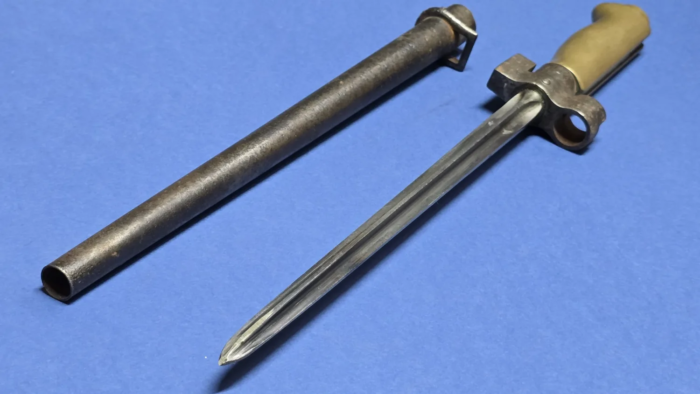 French Shortened 1886 Lebel Bayonet - Image 4