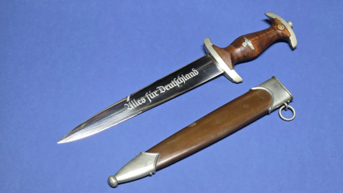 Early SA Dagger (near mint)