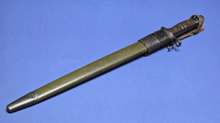 WW1 American 1917 Pattern Bayonet & Frog (Remington) - Image 9