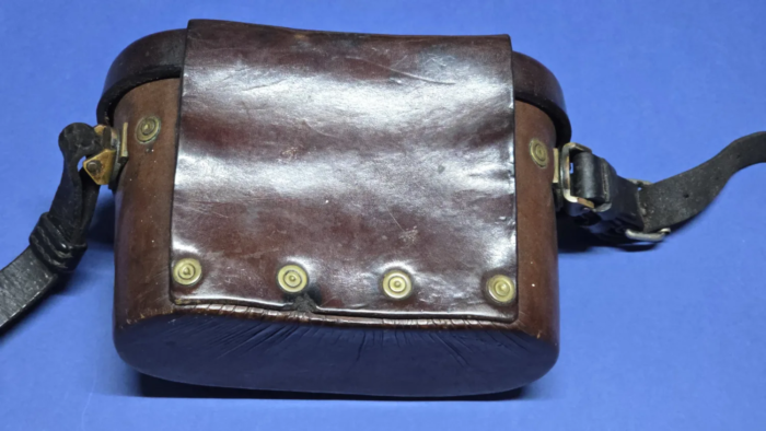 WW2 Japanese Army Binoculars-I.K.K. 6x9.3 & Leather Case - Image 7